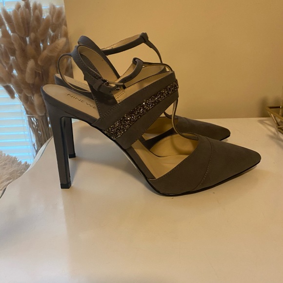 Nine West Gray Strappy Heels - Picture 5 of 10